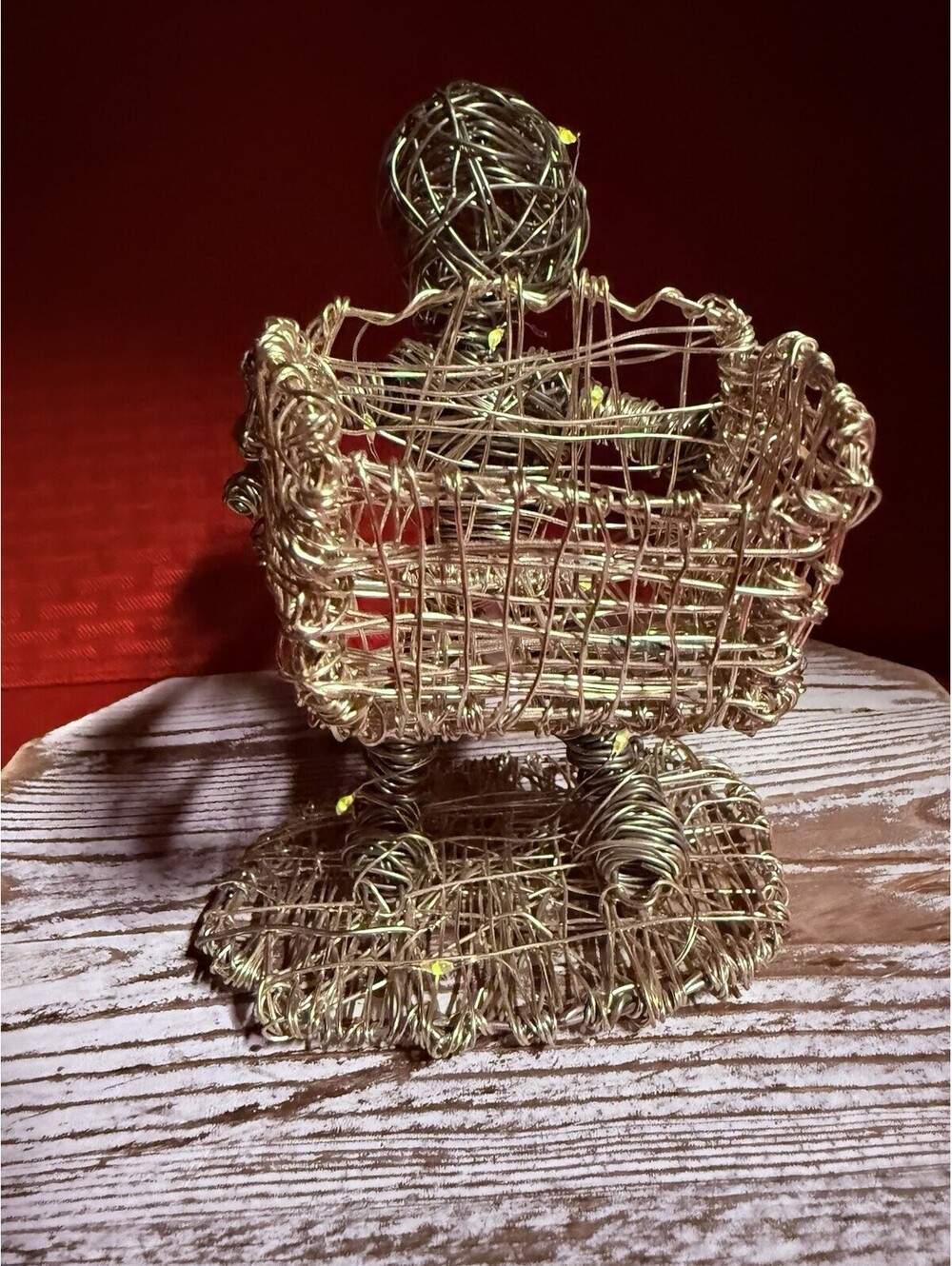 Handmade Wire Figure Sculpture with LED Lights, Decorative Basket Figurine